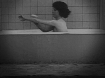 Humeur de l'instant... en ce que vous voulez - Page 18 Buster-keaton-bathtub-girl-1920